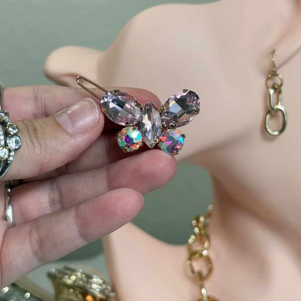 ⚜️❤️‍🔥 Cute Pink and Gold Butterfly Hair Clip 🦋 💕